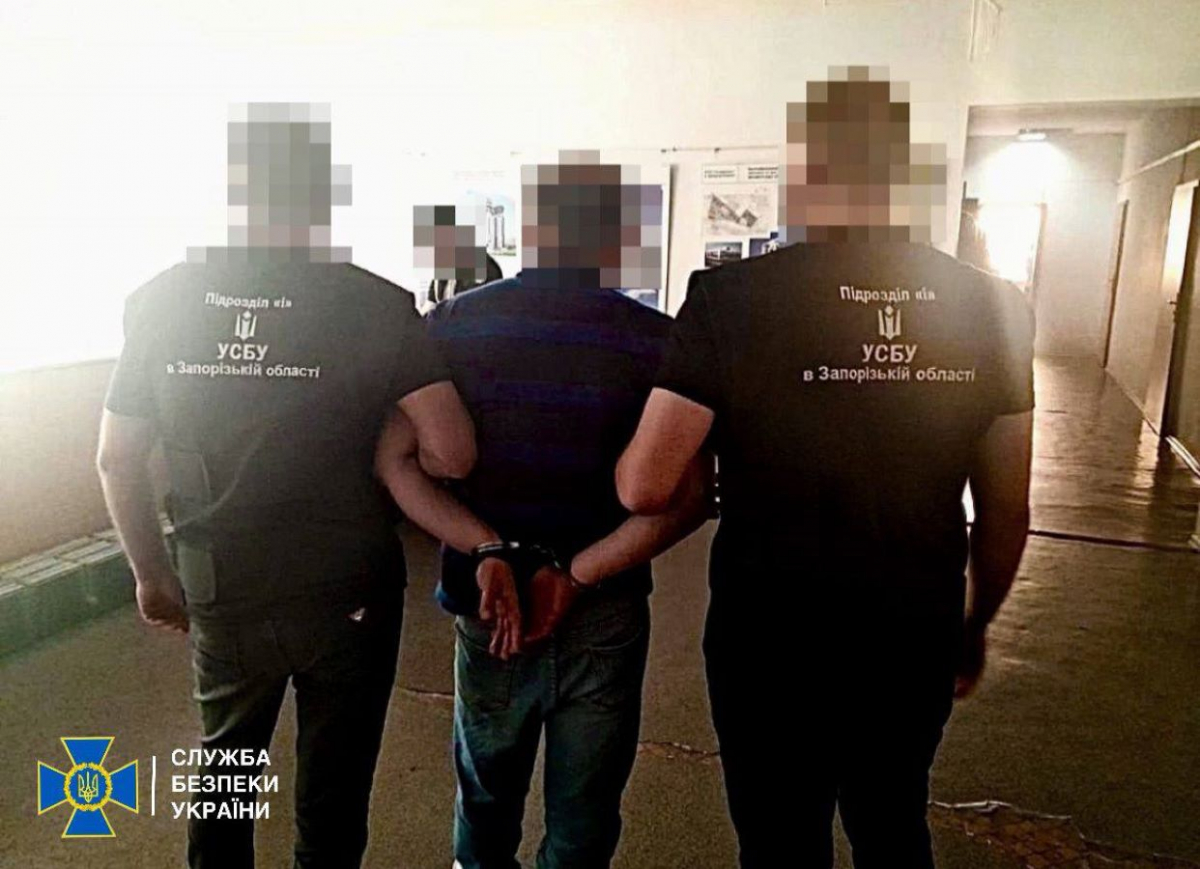 У Запоріжжі працівники комунальних підприємств міськради продавали дозволи, яки мали надавати безкоштовно 