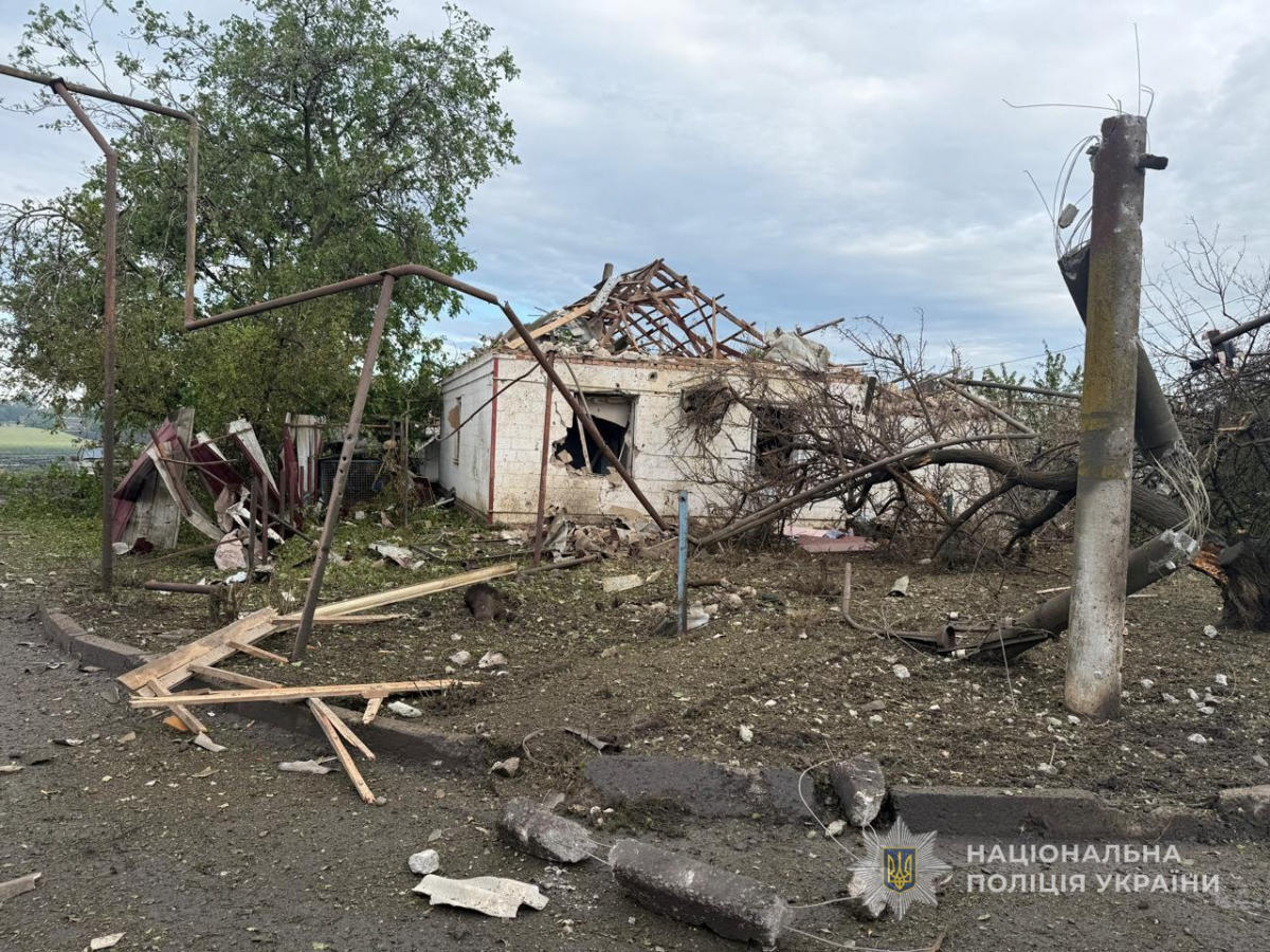 Загинула дівчинка, хлопець у критичному стані - росіяни скинули керовані авіабомби на село в Запорізькій області 
