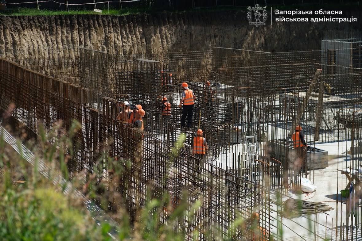 Завершили ключовий етап - як у Запоріжжі просувається будівництво підземної школи у Дніпровському районі (фото, відео)