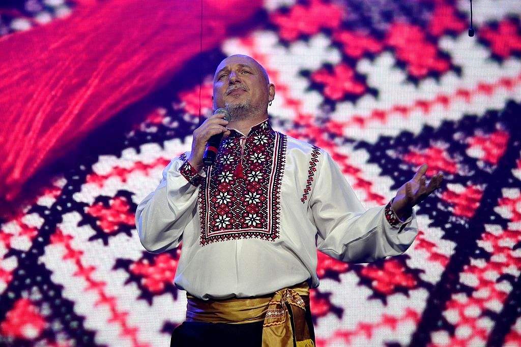 "Жодного повторення, кожен раз - родзинка" - популярний ансамбль зробив запоріжцям святковий вражаючий подарунок