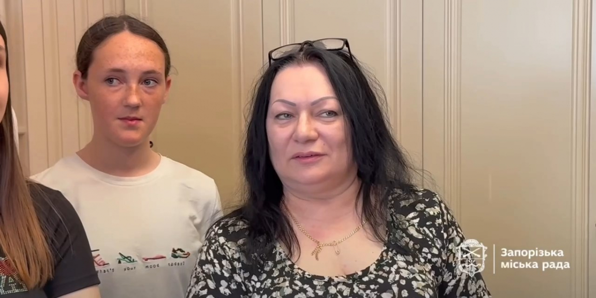 Багатодітна родина, яка евакуювалась з Оріхова, отримала нову оселю у Запоріжжі (фото, відео)
