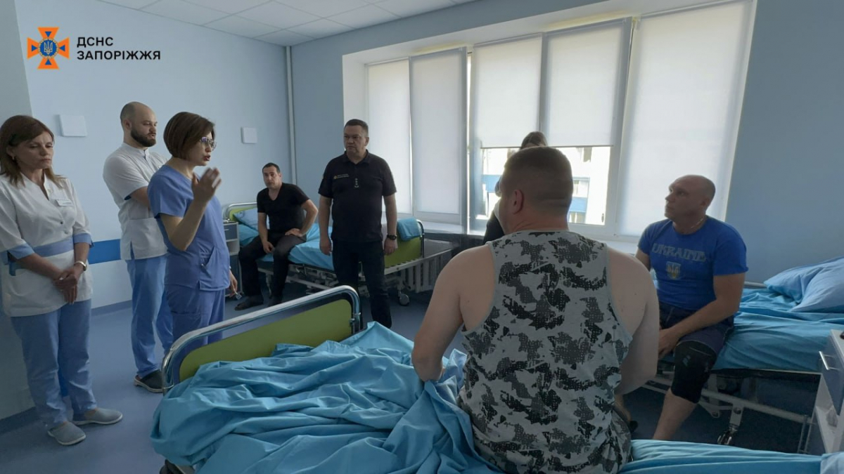 Обстріл пожежної частини на Запоріжжі - в якому стані перебувають рятувальники ДСНС, які отримали поранення