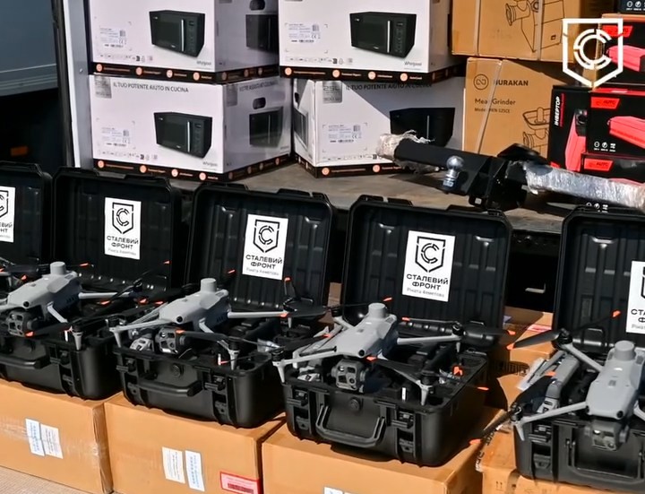 «Сталевий фронт» Ріната Ахметова посилив оборонців Покровська на 74 мільйони гривень