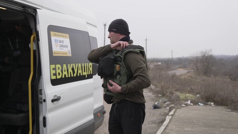 З прифронтового району Запорізької області евакуювали двох людей (фото)
