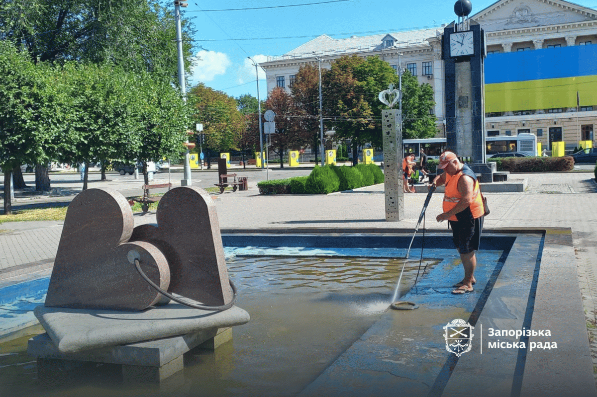 Чому на бульварі Шевченка працюють лише два фонтани  - запорізькі комунальники розповіли про міські "водограї" 