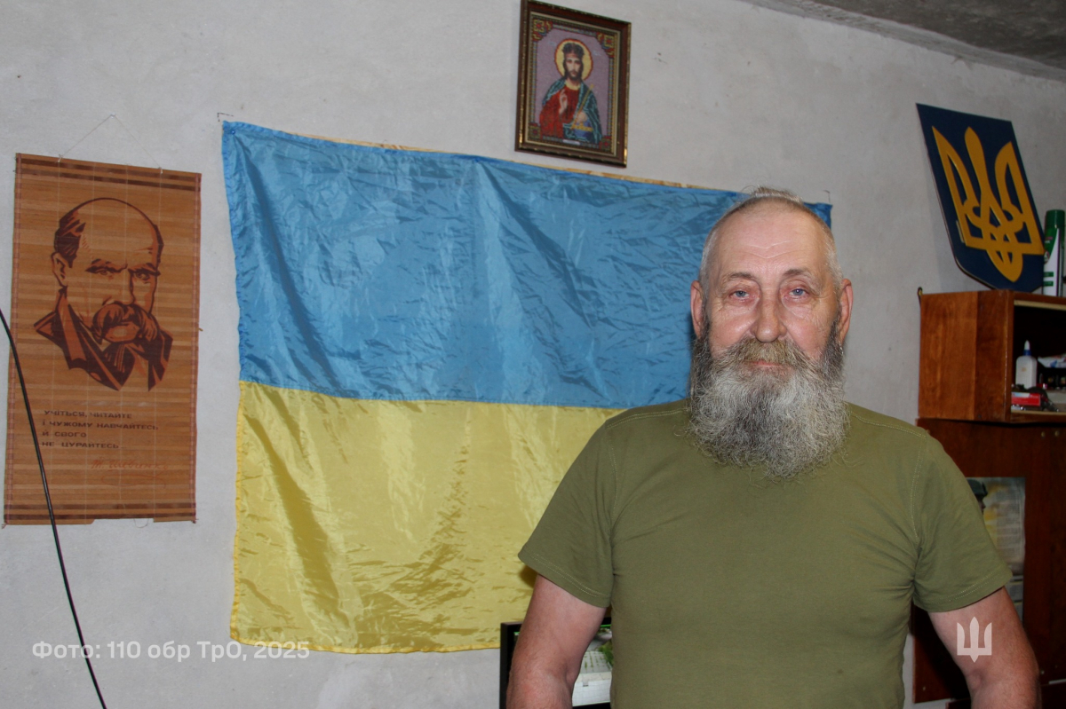 "Я воюю заради онуків" - 64-річний мешканець окупованого міста Пологи повернувся на службу попри отримане поранення