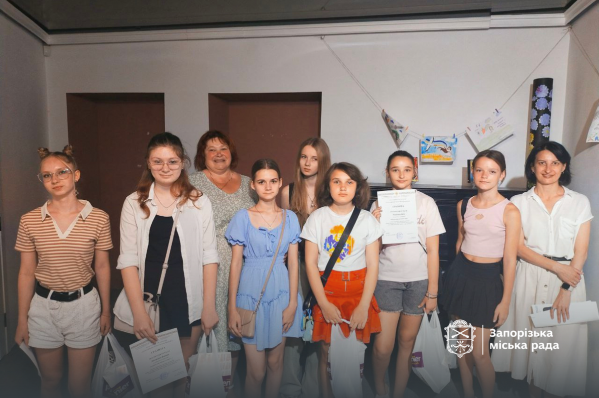 Малюнки запорізьких дітей про війну побачать на виставці у Великобританії, а потім - в книзі української письменниці