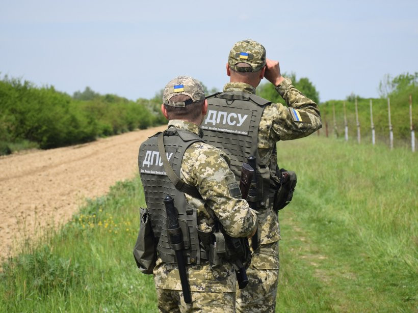 Понад чотири доби переховувався у лісі - мешканець Запорізької області з товаришами-втікачами намагався прорватися до Молдови (фото)