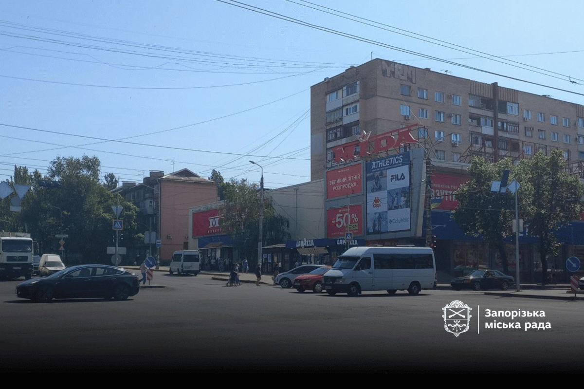 У Запоріжжі завершили реконструкцію одного з найзавантаженіших перехресть - що зробили