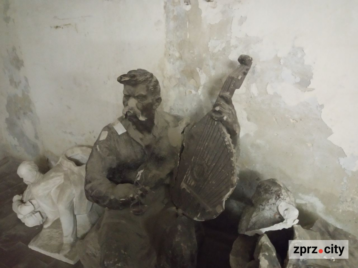 У запорізькому музеї укриття перетворили на дивовижний казковий простір - фото