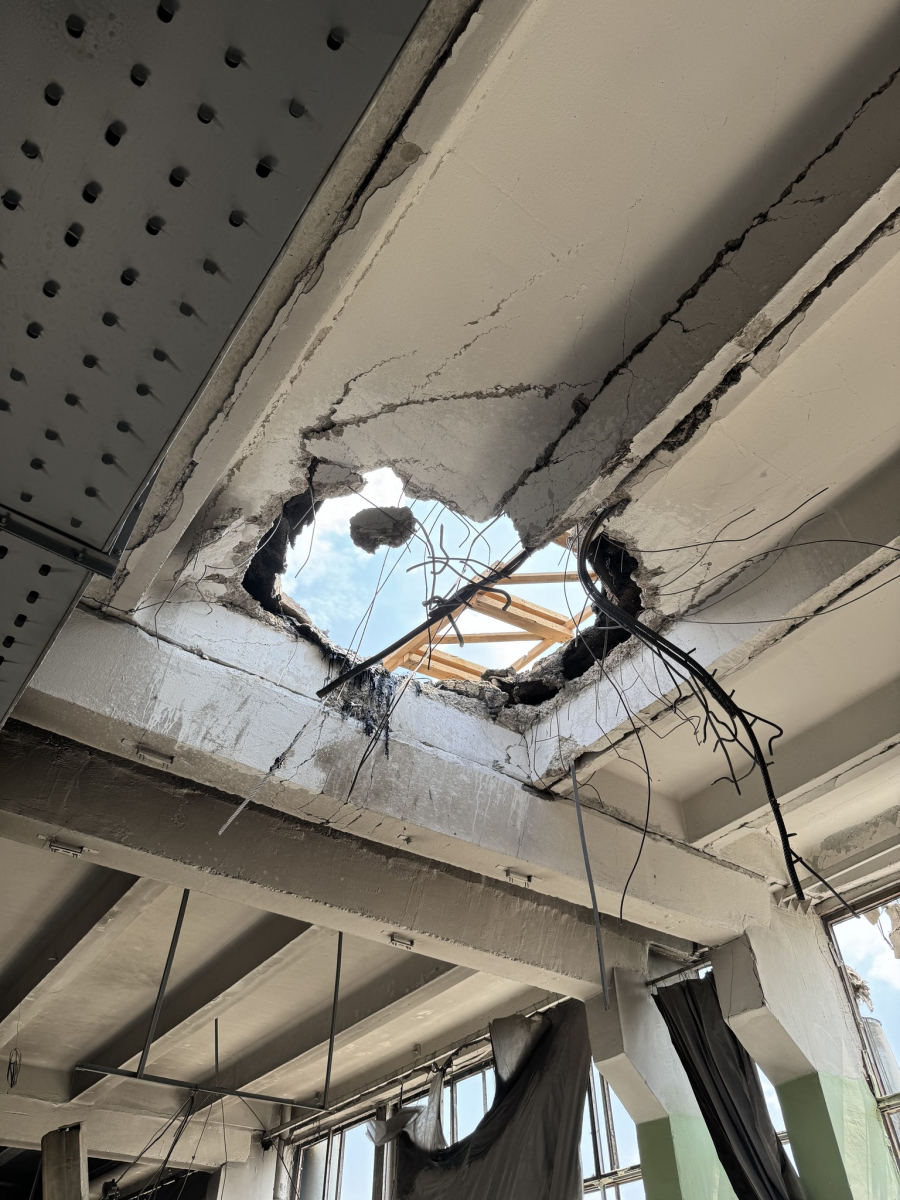 Внаслідок атаки ворожих шахедів постраждало запорізьке підприємство - як воно виглядає (фото, відео)