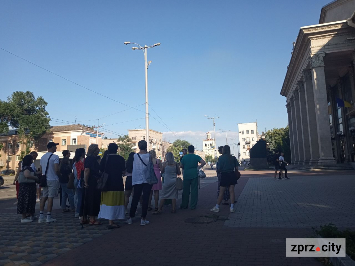 Запорізький музей провів безкоштовні екскурсії Шостим селищем - архітектурні цікавинки (фоторепортаж)