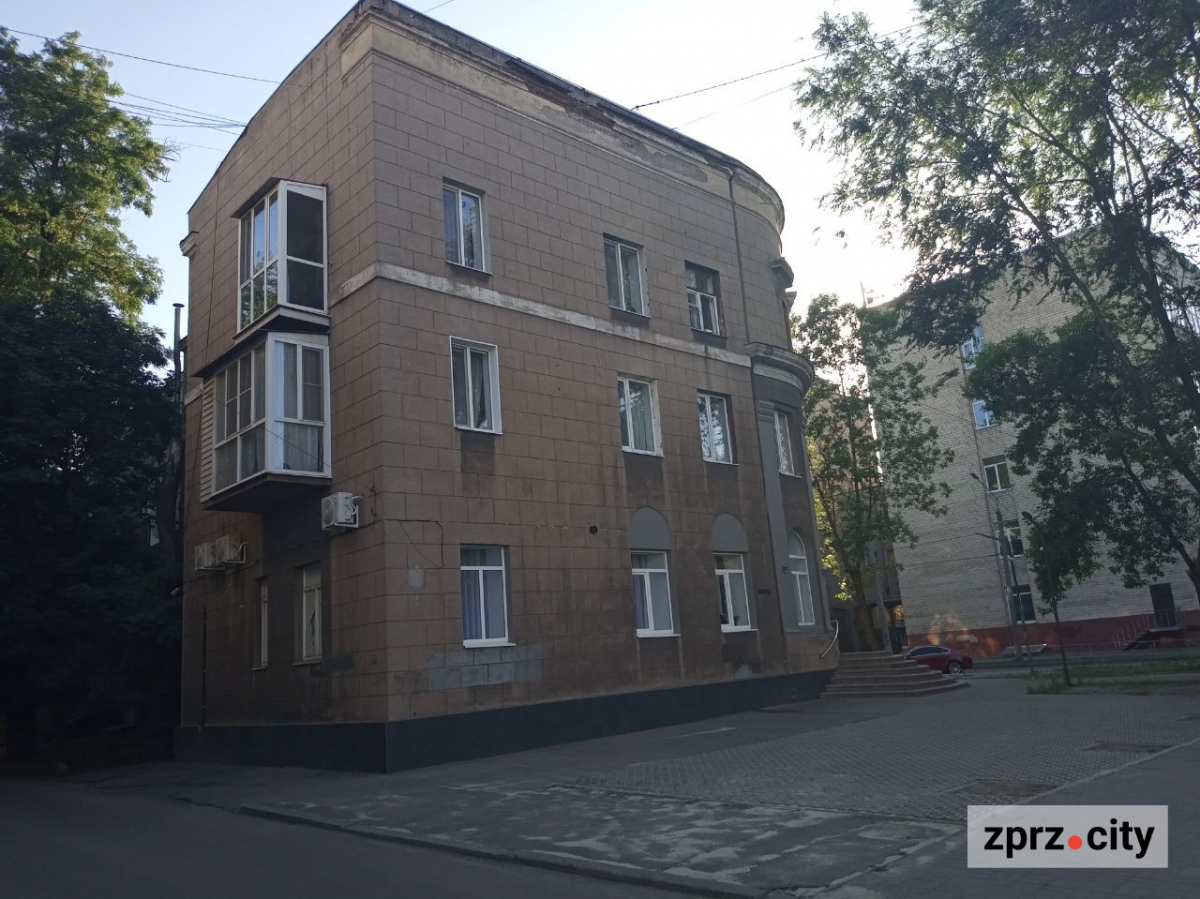 Запорізький музей провів безкоштовні екскурсії Шостим селищем - архітектурні цікавинки (фоторепортаж)