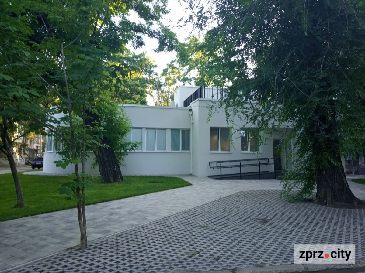 Запорізький музей провів безкоштовні екскурсії Шостим селищем - архітектурні цікавинки (фоторепортаж)