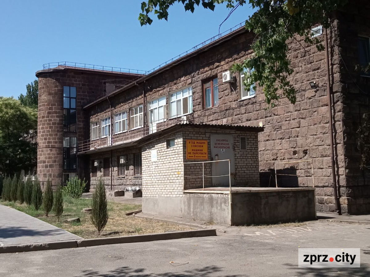 Архітектура, як у древньому світі, та інстаграмне місце - у Шостому селищі Запоріжжя можна побачити незвичайні будинки (фото)