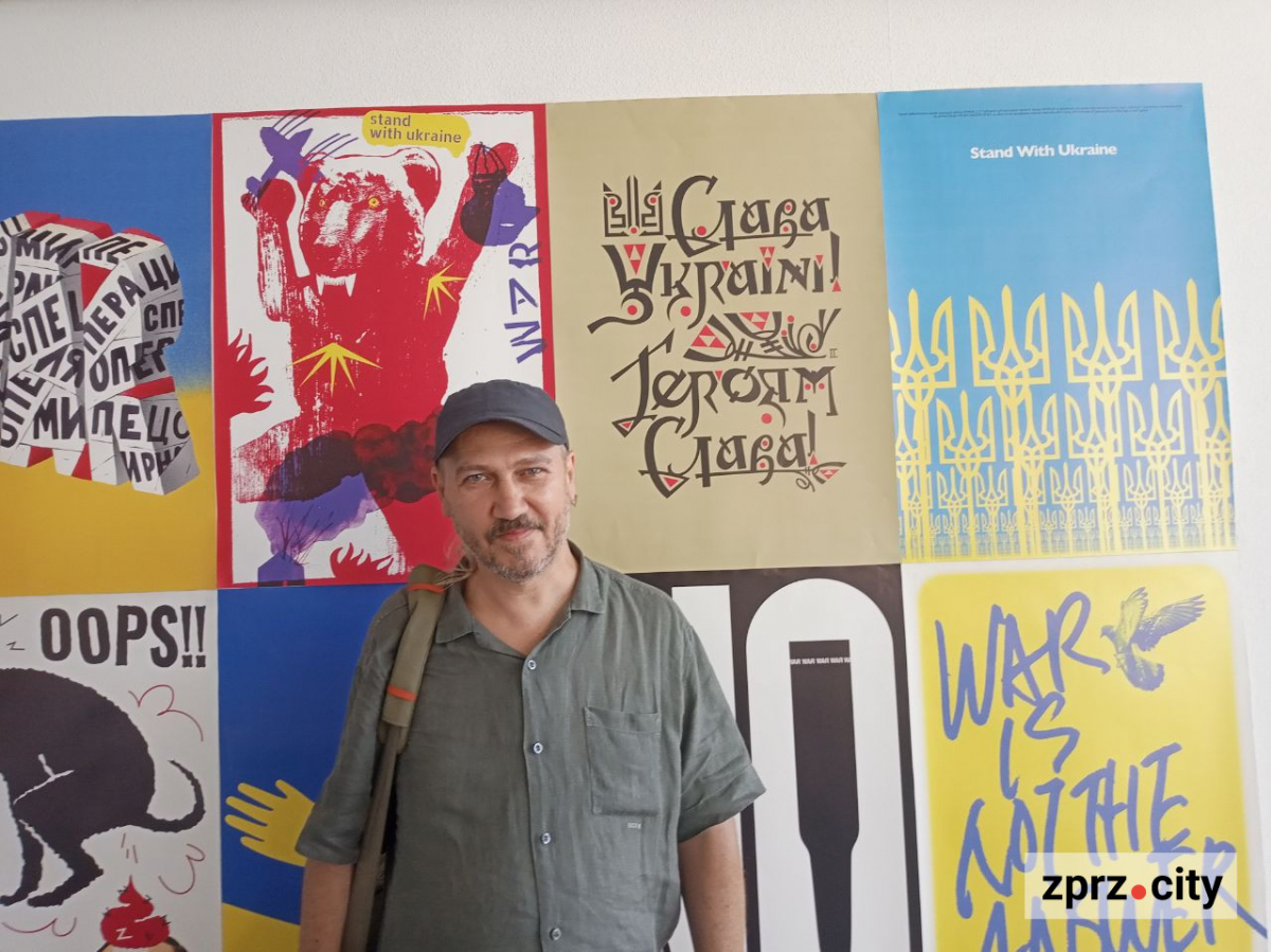 На місці Виставкової зали Спілки художників у Запоріжжі відкрили муніципальну галерею - фото