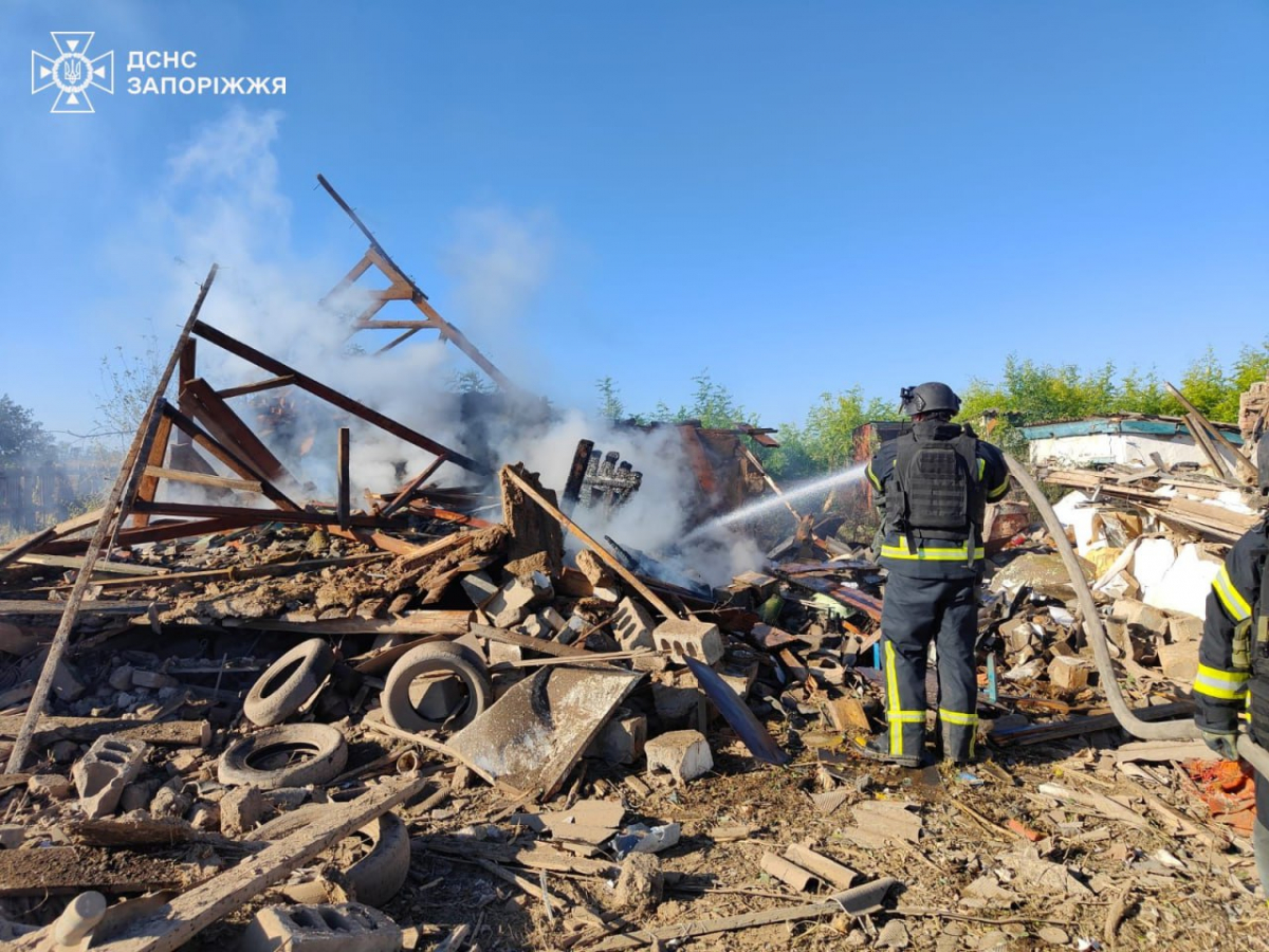 На Запоржжі внаслідок масованої атаки поранено четверо людей - подробиці (фото)