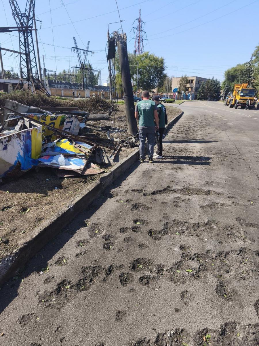 Понівечена земля вирвами від ракет та дронів – у Запоріжжі екологи виявили масштабні наслідки атаки (фото)