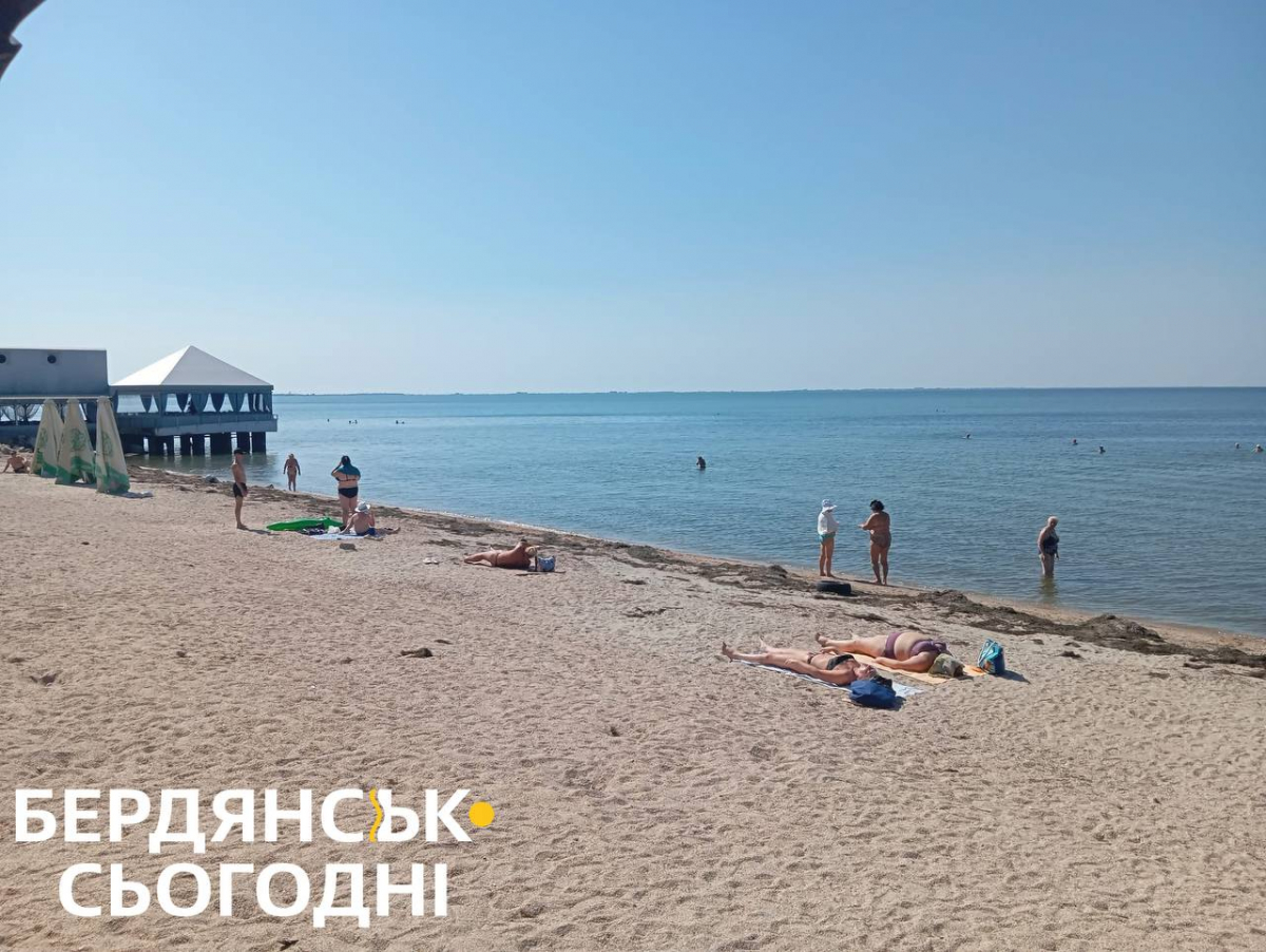 Порожні пляжі та тиша окупації - як виглядають популярні запорізькі курорти, які захопили росіяни (відео, фото)