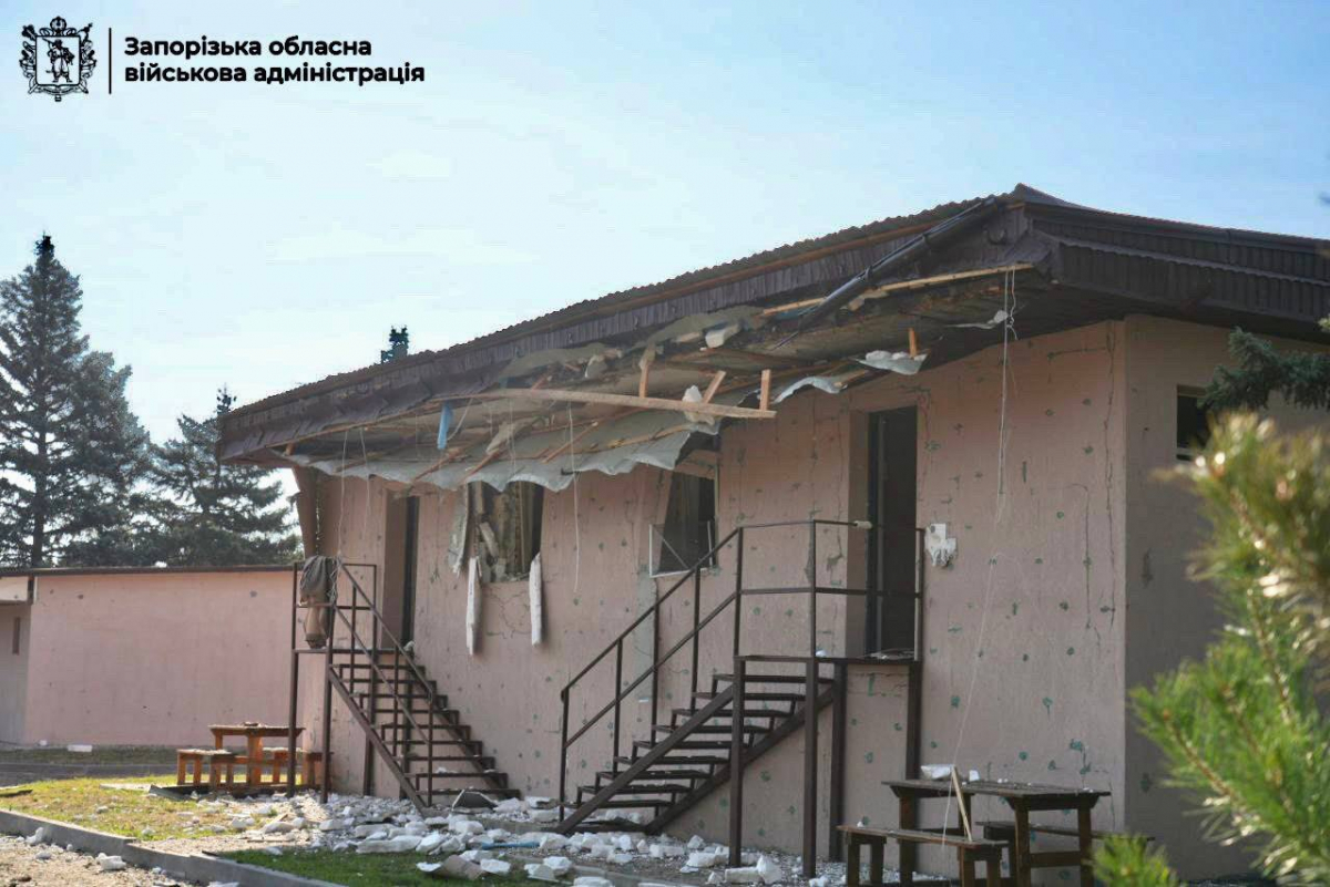 Російські окупанти вранці атакували авіацією Запорізький район - загинули люди, серед поранених є діти (фото)