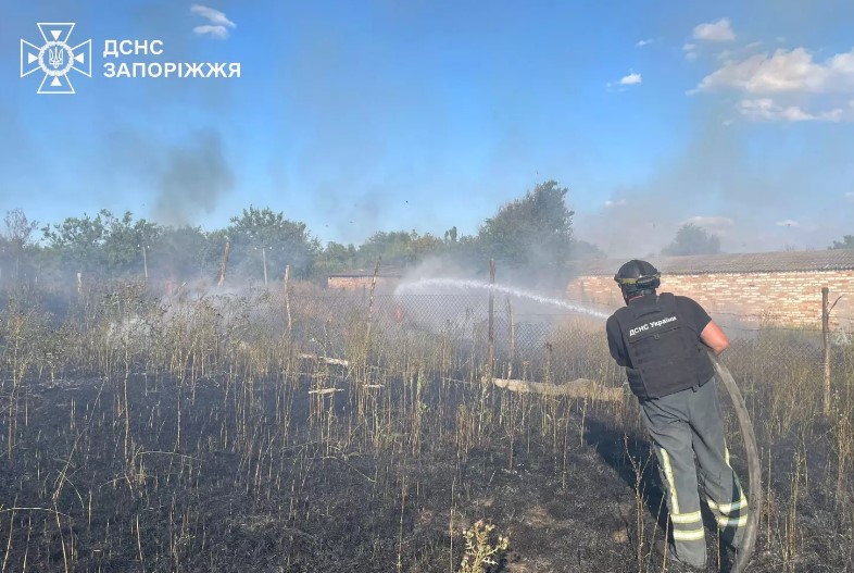 У Запорізькій області рятувальники знищили залишки ракети