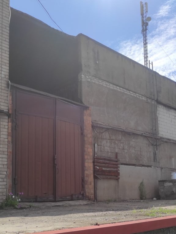 В одному з районів Запоріжжя шукали джерело смороду - екологи провели перевірку підприємства (фото)