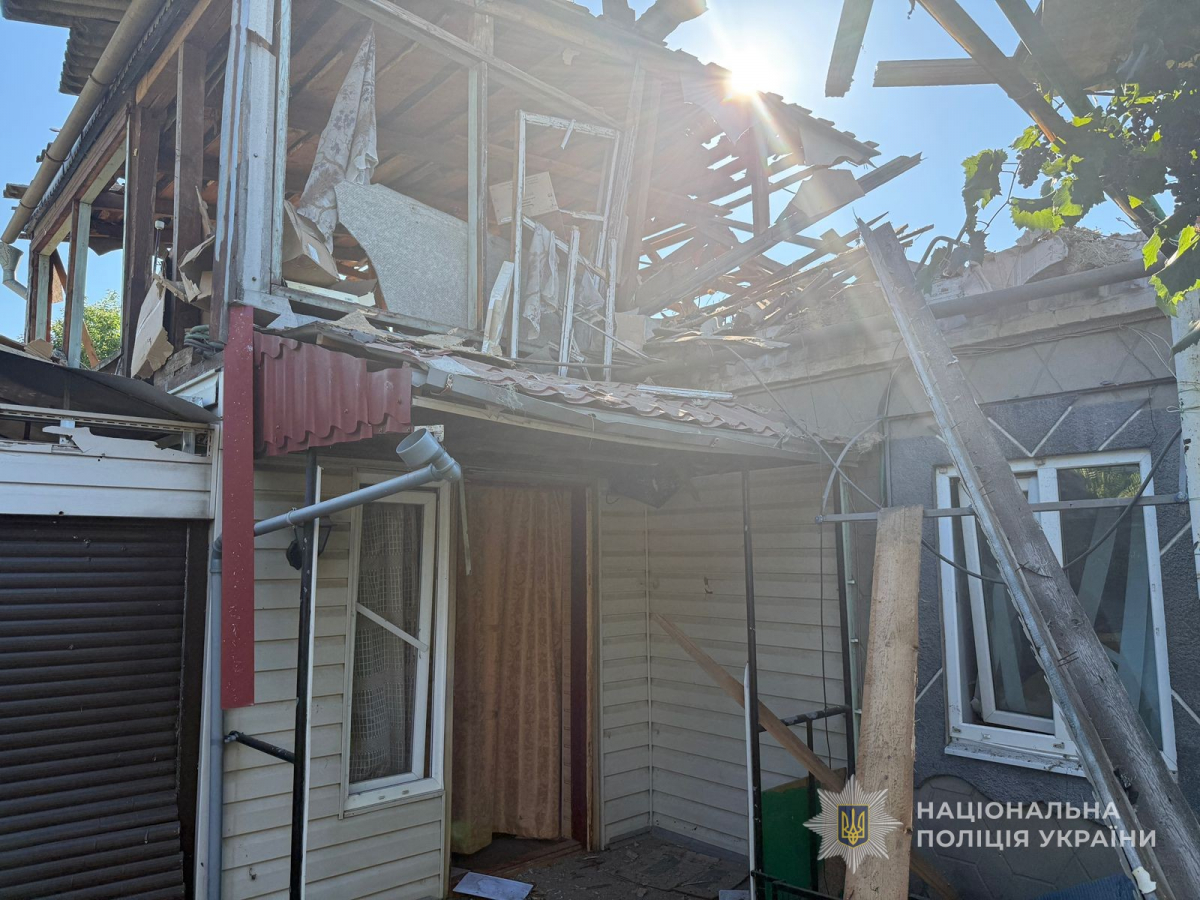 Ворог поцілив по приватній забудові в Запорізькій області, загинула жінка - наслідки обстрілів за добу
