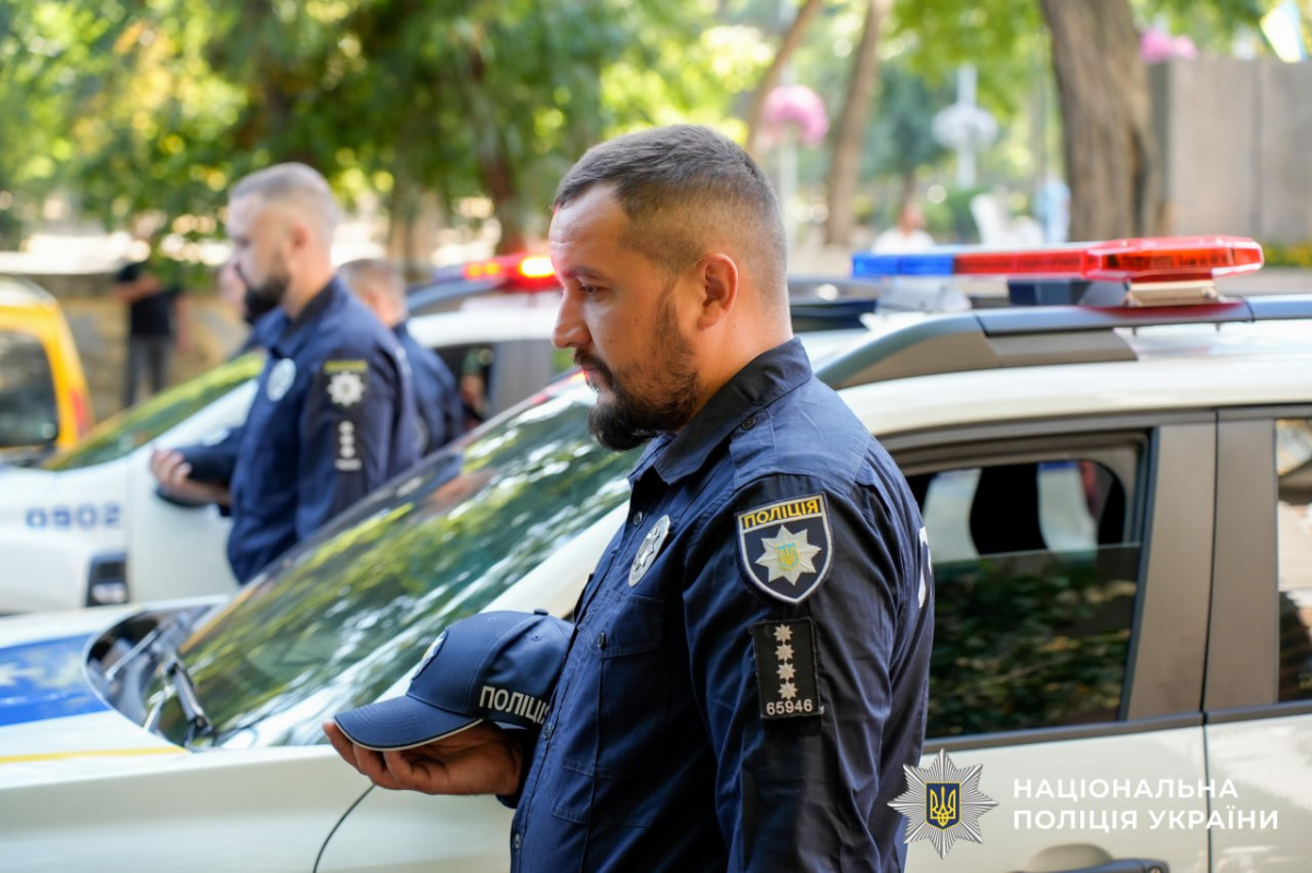 Вшанували полеглих воїнів – у центрі Запоріжжя пролунав особливий сигнал тиші (фото, відео)