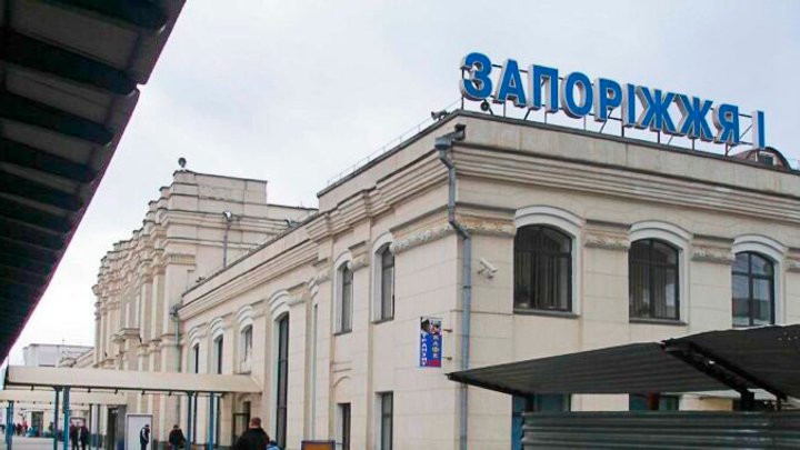 "Жартівника" на волю не випустили - запорізький суд залишив під вартою чоловіка за фейкову "бомбу" на вокзалі