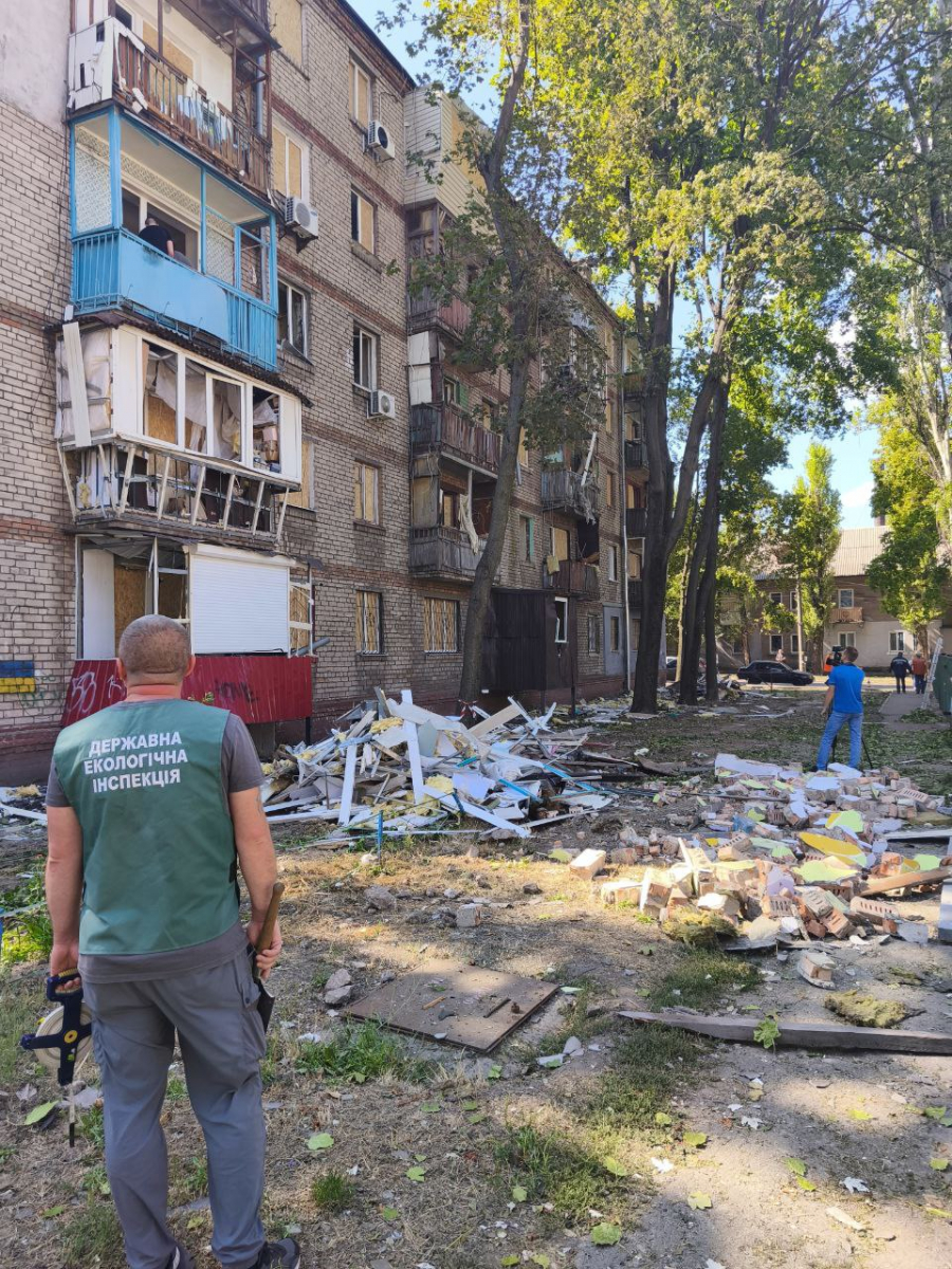 Екологи розповіли, які райони Запоріжжя найбільше постраждали під час ворожої атаки дронами у вихідні - фото