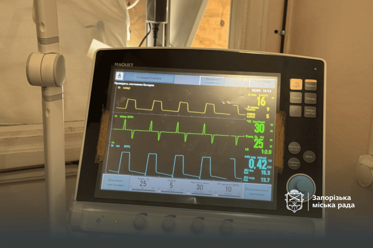 Як у запорізькій лікарні рятують немовлят - фото