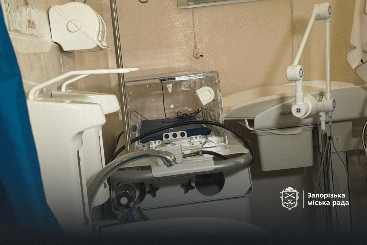 Як у запорізькій лікарні рятують немовлят - фото