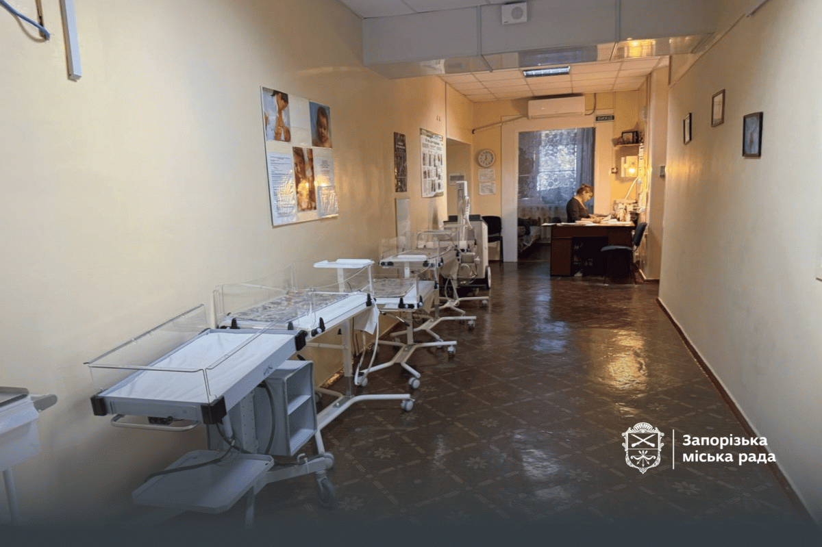 Як у запорізькій лікарні рятують немовлят - фото