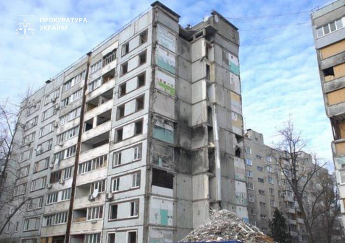 Мільйони з бюджету осіли на рахунках - у Запоріжжі викрили службовця на махінації з відновленням будинку