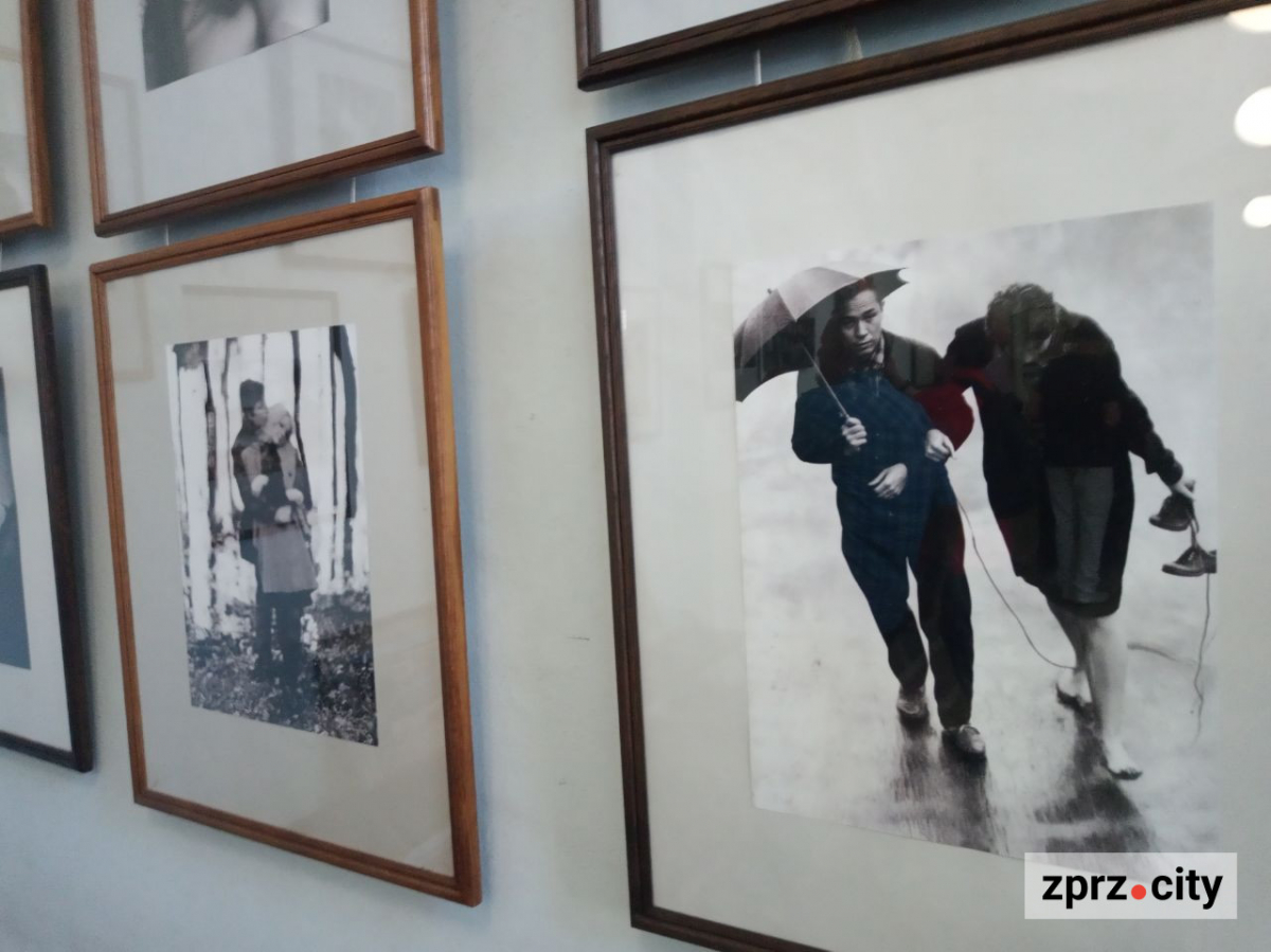 У день народження відомий фотохудожник показав у Запоріжжі рідкісні світлини - виставка, яку не можна пропустити