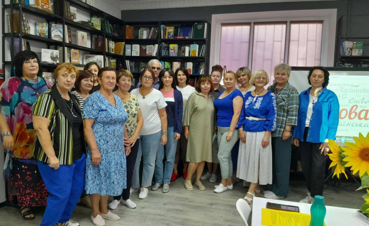 У Запоріжжі американець вивчає українську мову - як долучитись до безкоштовних курсів