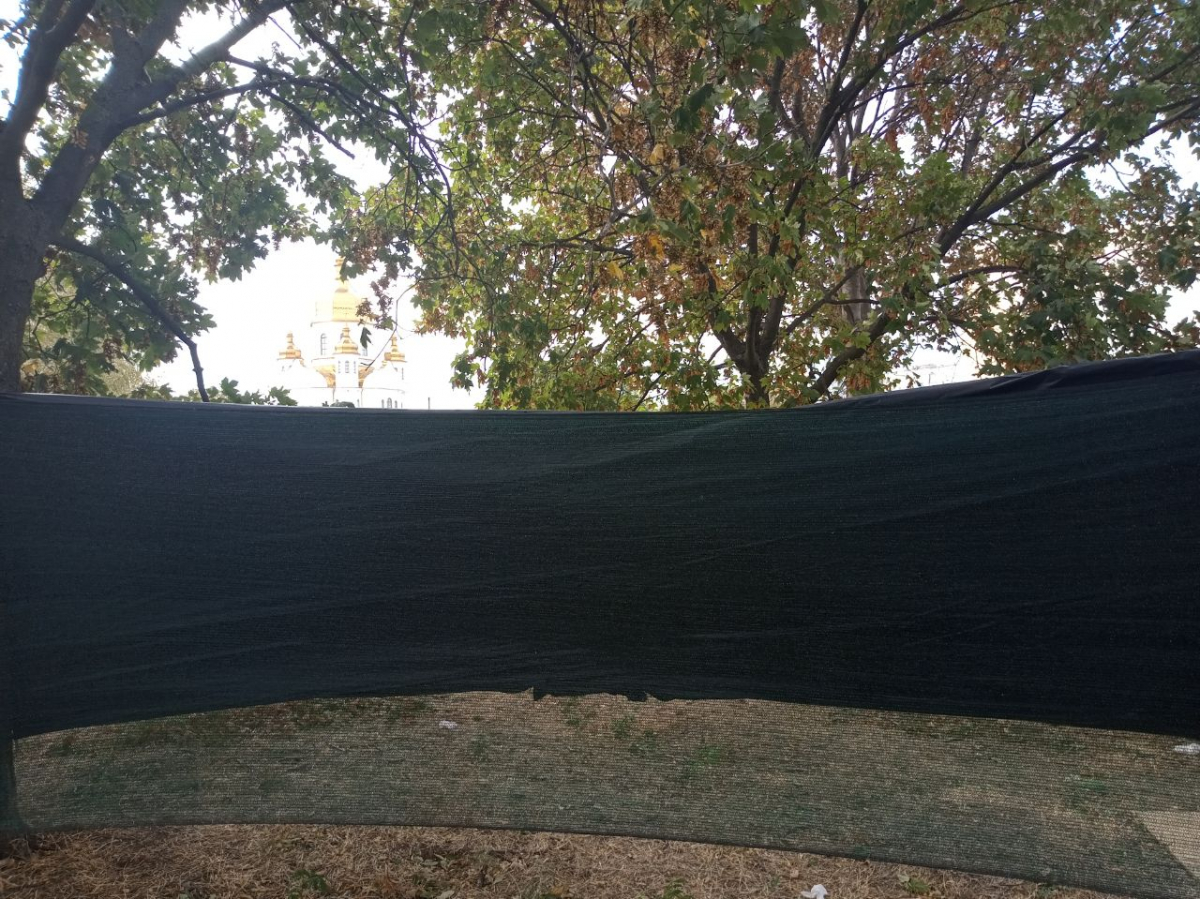 У Запоріжжі замість фонтану будують майданчик для скейтерів (фото)