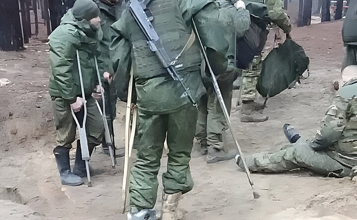"В бой идут повара" - на Запоріжжі російські командири кидають на штурми поранених і навіть кухарів 