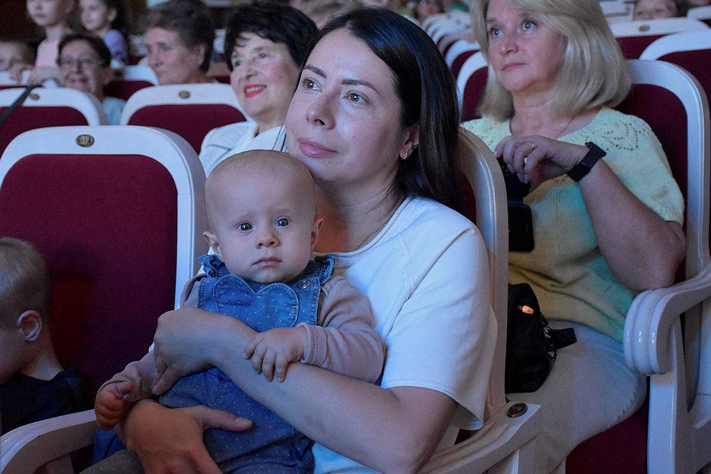 Вчилися бути козаками — музичний скетч запорізької філармонії занурив маленьких глядачів у героїчне минуле