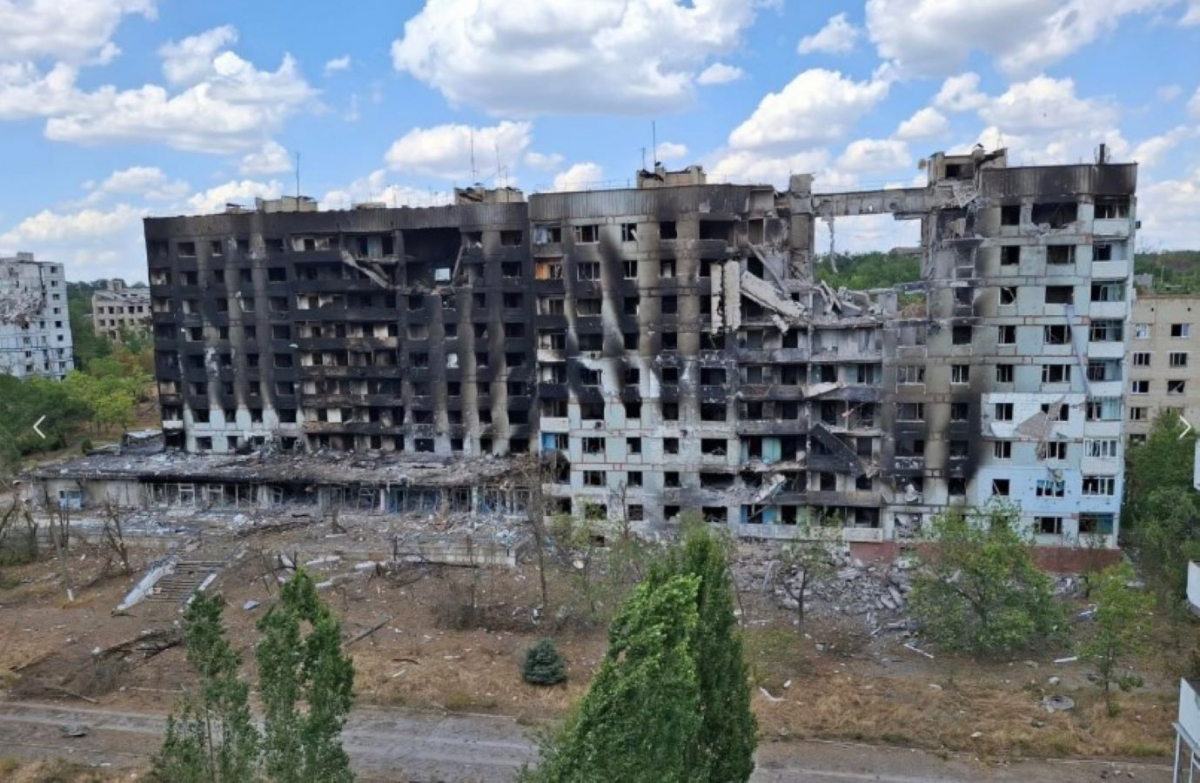 "Дрони вбивають цивільних щодня" - як живуть люди у прифронтових Степногірську та Приморському (фото)