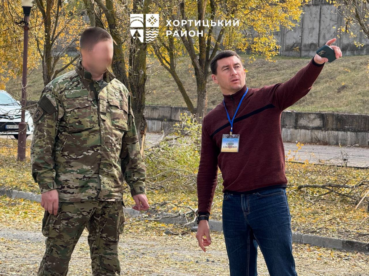 Фото наслідків ранкової атаки на Запоріжжя