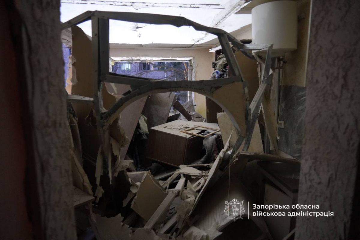Масована атака на Запоріжжя та Запорізький район — є постраждалі, під завалами шукають людей (фото, відео)