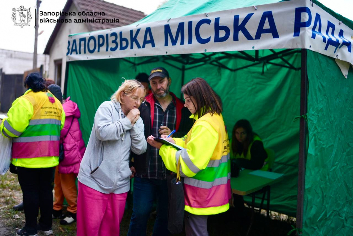 Масована атака на Запоріжжя - загибель 7-річний хлопчика,  поранені та зруйновані будинки (фото, відео)
