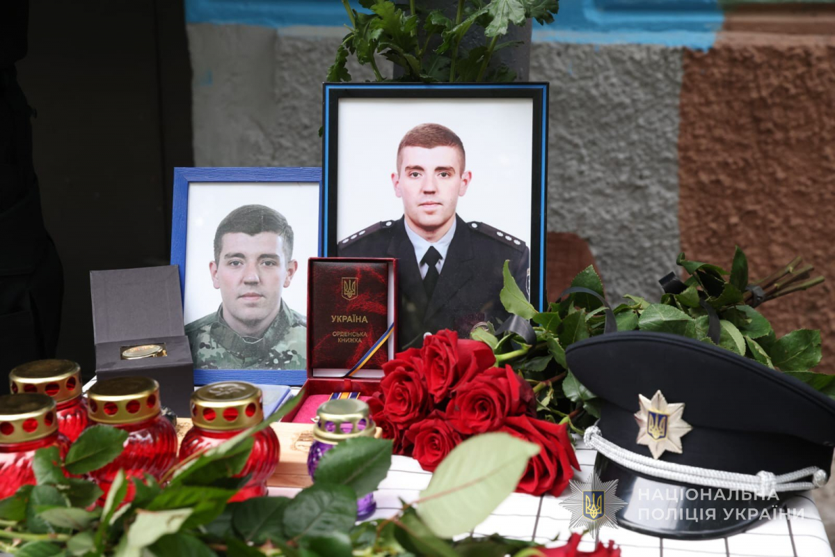 Пам’ять про героїв - у Запоріжжі відкрили  меморіальні  дошки  загиблим поліцейським (фото)