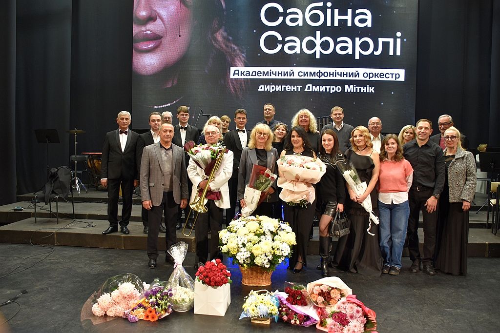 Тримала публіку до останнього акорду -  відома запорізька співачка  відзначила на сцені творчий ювілей