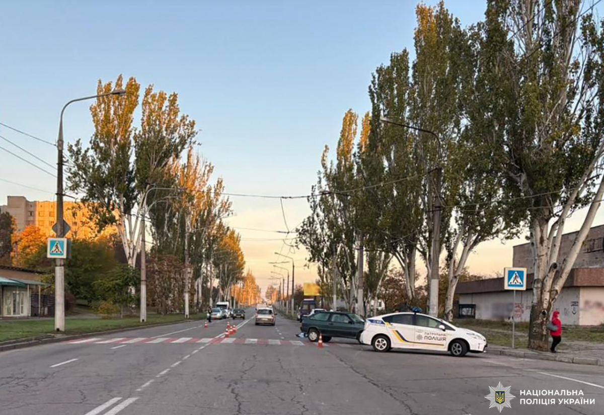У Запоріжжі на пішохідному переході насмерть збили людину - подробиці від поліції