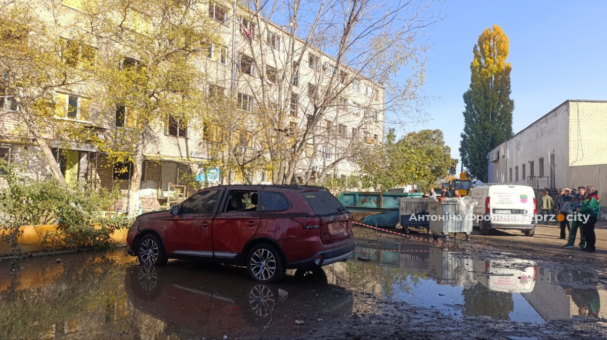 У Запоріжжі після нічного обстрілу найбільше постраждав Дніпровський район - що відомо (фото, відео)