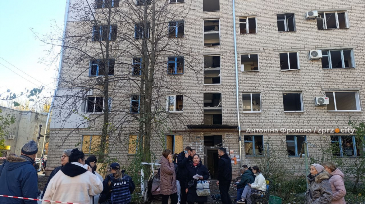 У Запоріжжі після нічного обстрілу найбільше постраждав Дніпровський район - що відомо (фото, відео)