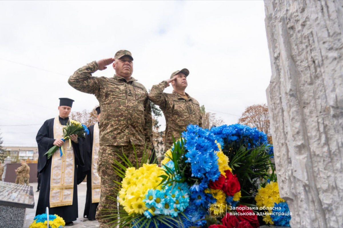У Запоріжжі відкрили Меморіал пам’яті Героїв бригади «Хортиця» (фото)