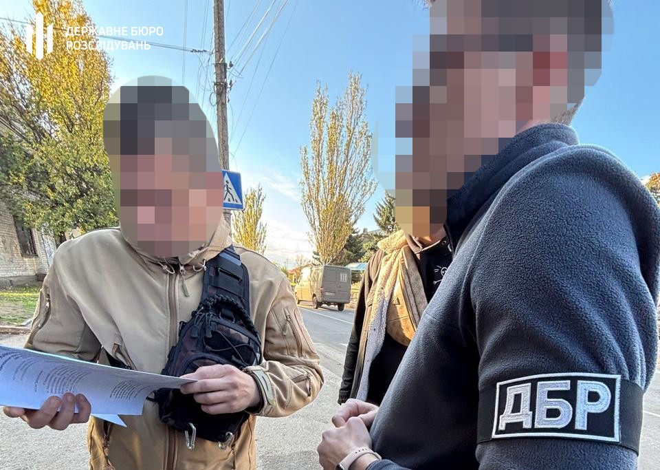Збагатився на схемі з “бойовими” виплатами - в Запорізькій області викрили військового посадовця (фото)